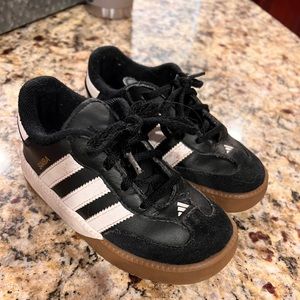 Toddler Sambas